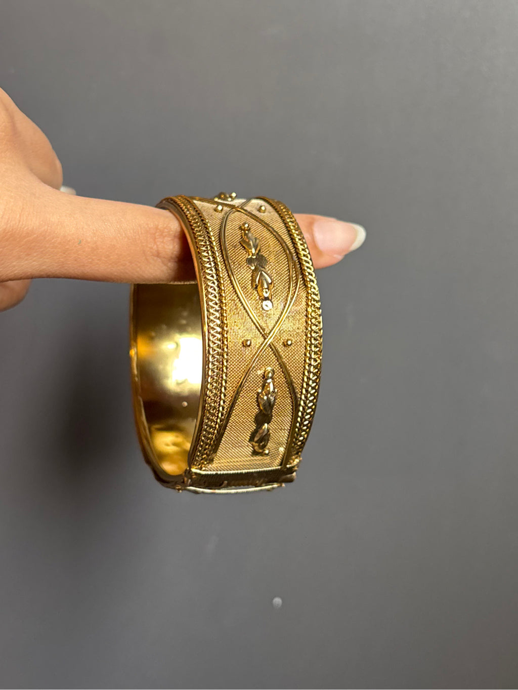 Maya cuff reference photo 1