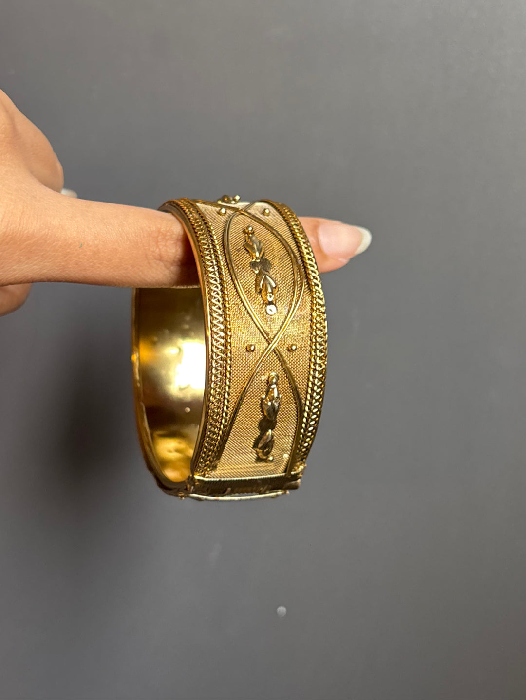 Maya cuff reference photo 1