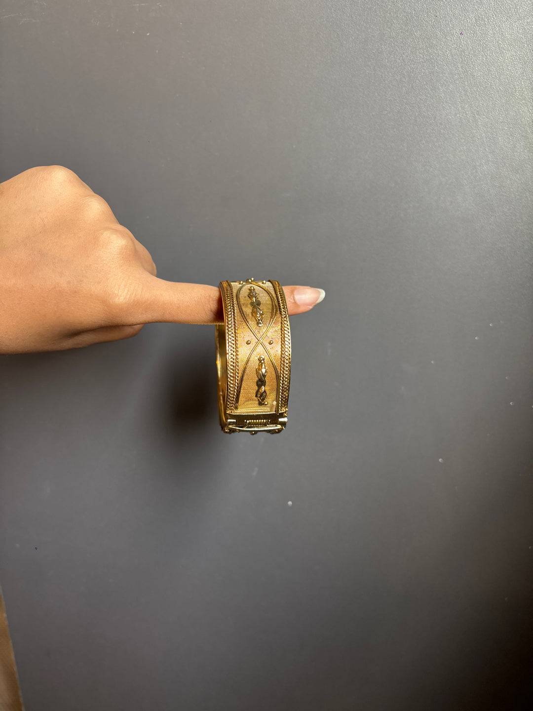 Maya cuff reference photo 3