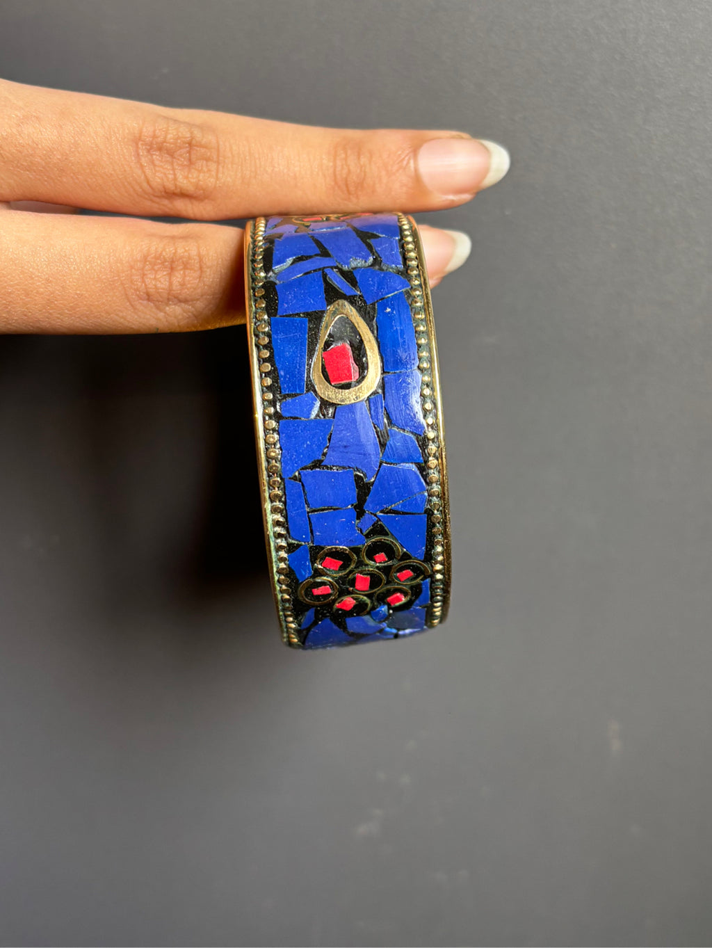I L A bangle reference photo 1