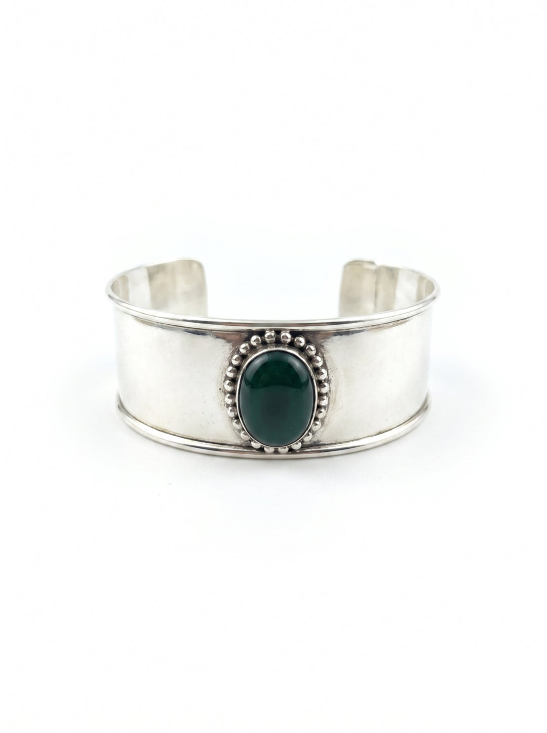 Aurora Cuff original DM2Buy reference photo 1 — color 1: Deep Forest Green