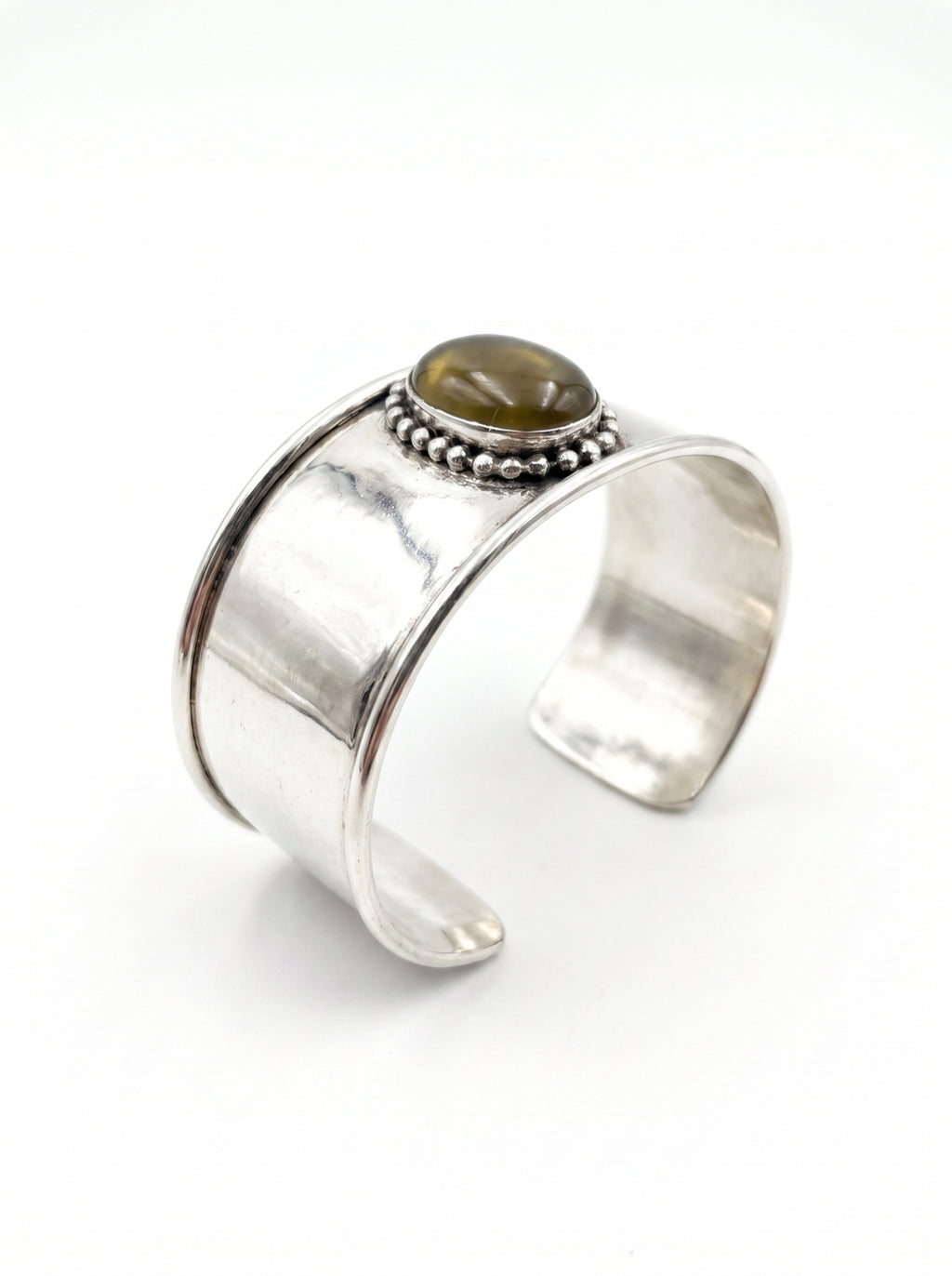 Aurora Cuff original DM2Buy reference photo 15 — color 15: undefined