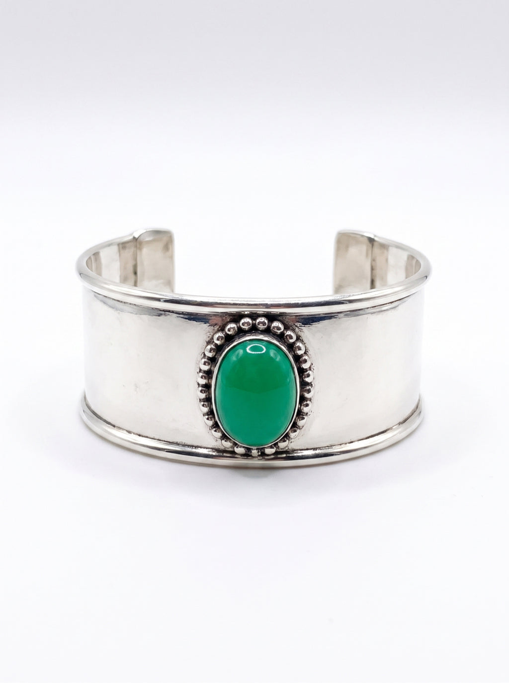 Aurora Cuff original DM2Buy reference photo 3 — color 3: Pale Sage Green